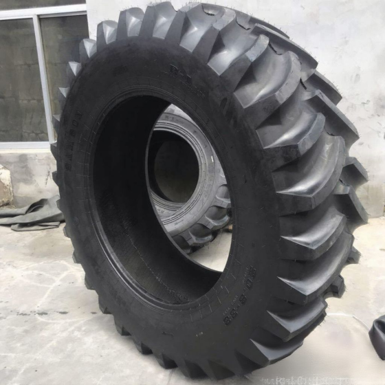 20.8-38 Tractor tire wholesale herringbone pattern agricultural tire heavy-duty anti-puncture manufacturer in stock 20.8-38