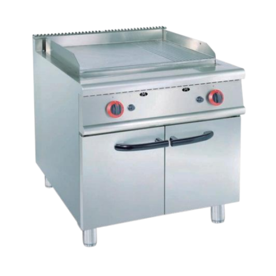 Vertical gas grill with cabinet base (1/3 pit)